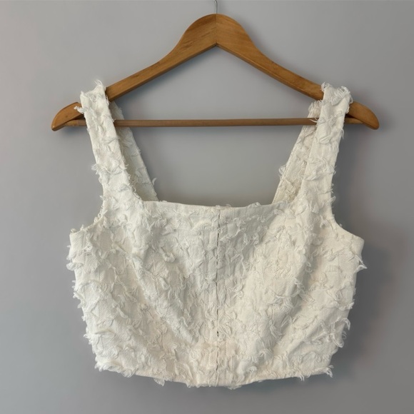 Avec Les Filles Tops - AVEC LES FILLES Crop Tank Top Off Small Elegant White Textured Women's Top